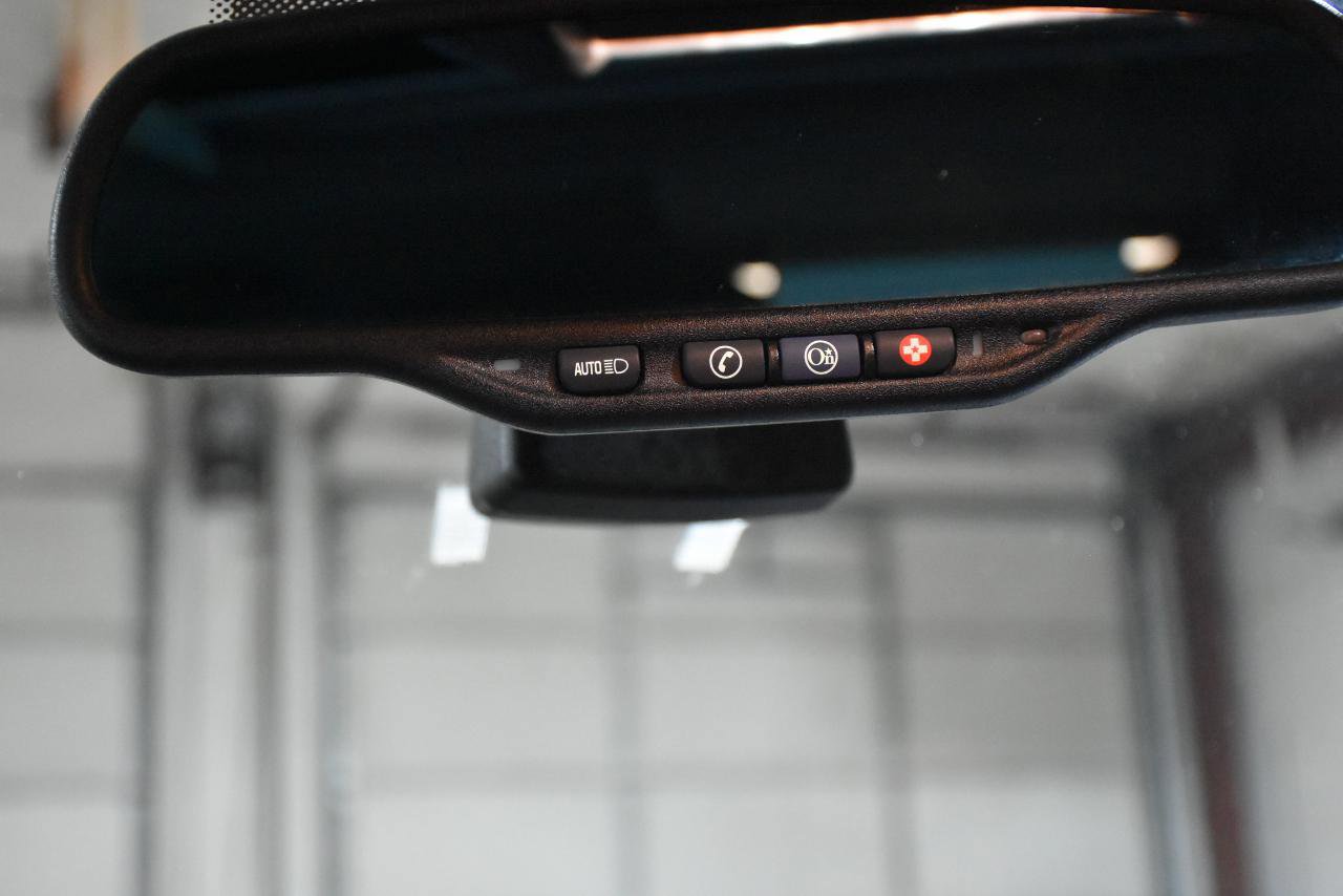 Used 2010 Cadillac Escalade ESV Premium image 40