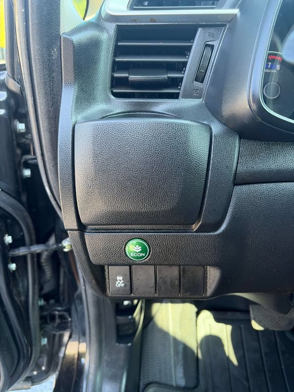 Used 2019 Honda Fit LX image 19