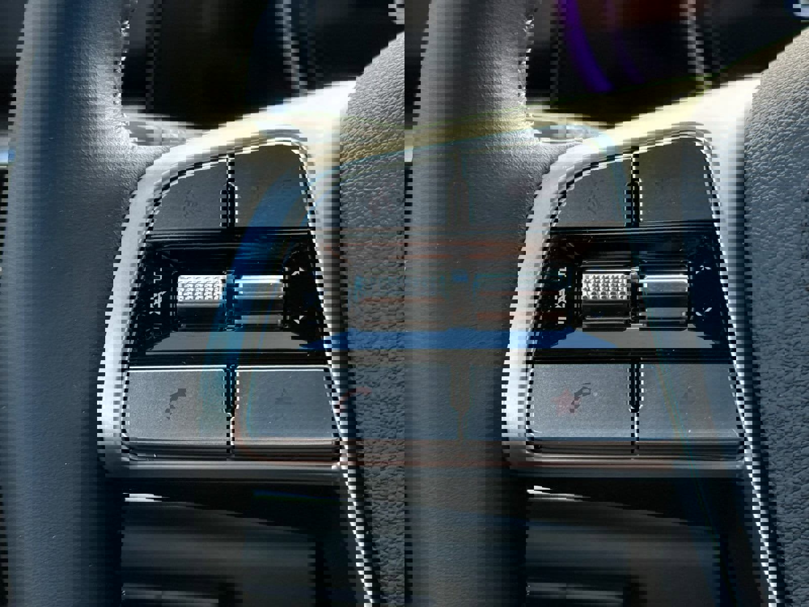 New 2025 Kia Telluride S image 27