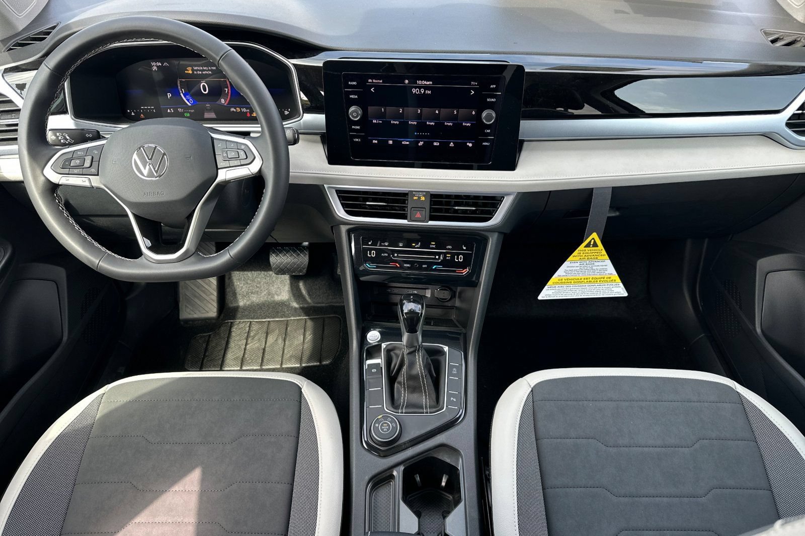 New 2026 Volkswagen Taos SE AWD/4WD image 13