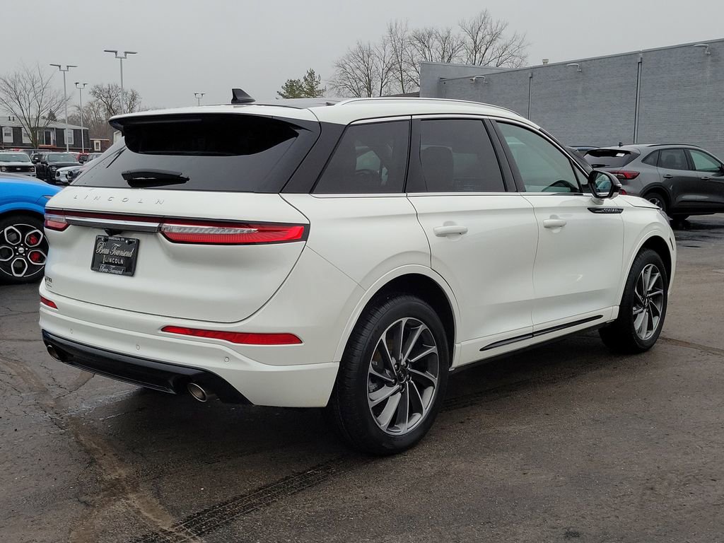 Certified 2024 Lincoln Corsair Grand Touring w/ Equipment Group 301A image 4