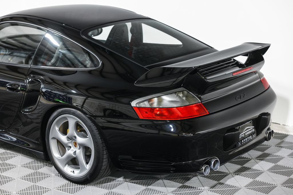 Used 2003 Porsche 911 GT2 RWD image 15