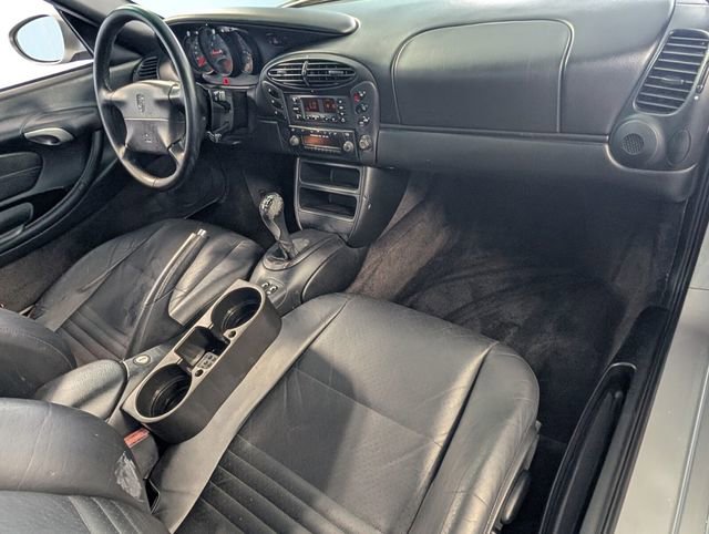Used 2000 Porsche Boxster RWD image 11