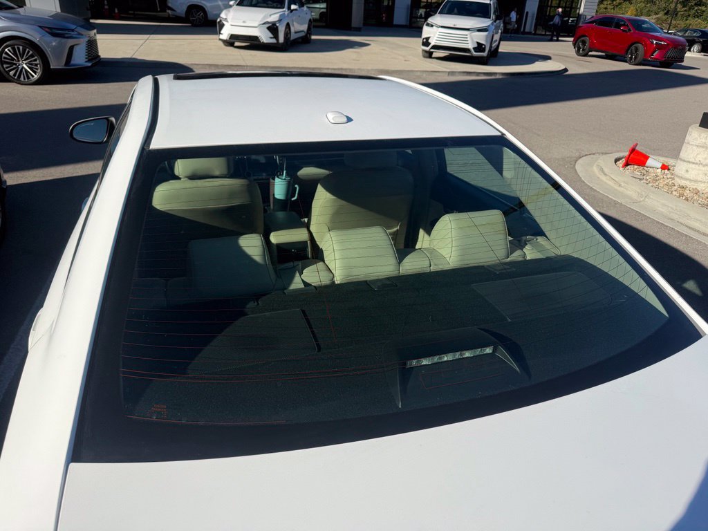 Used 2013 Toyota Camry XLE w/ Leather Pkg FWD image 5