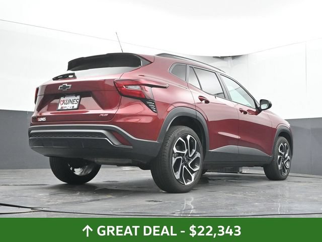 Used 2024 Chevrolet Trax RS w/ Sunroof Package FWD image 24