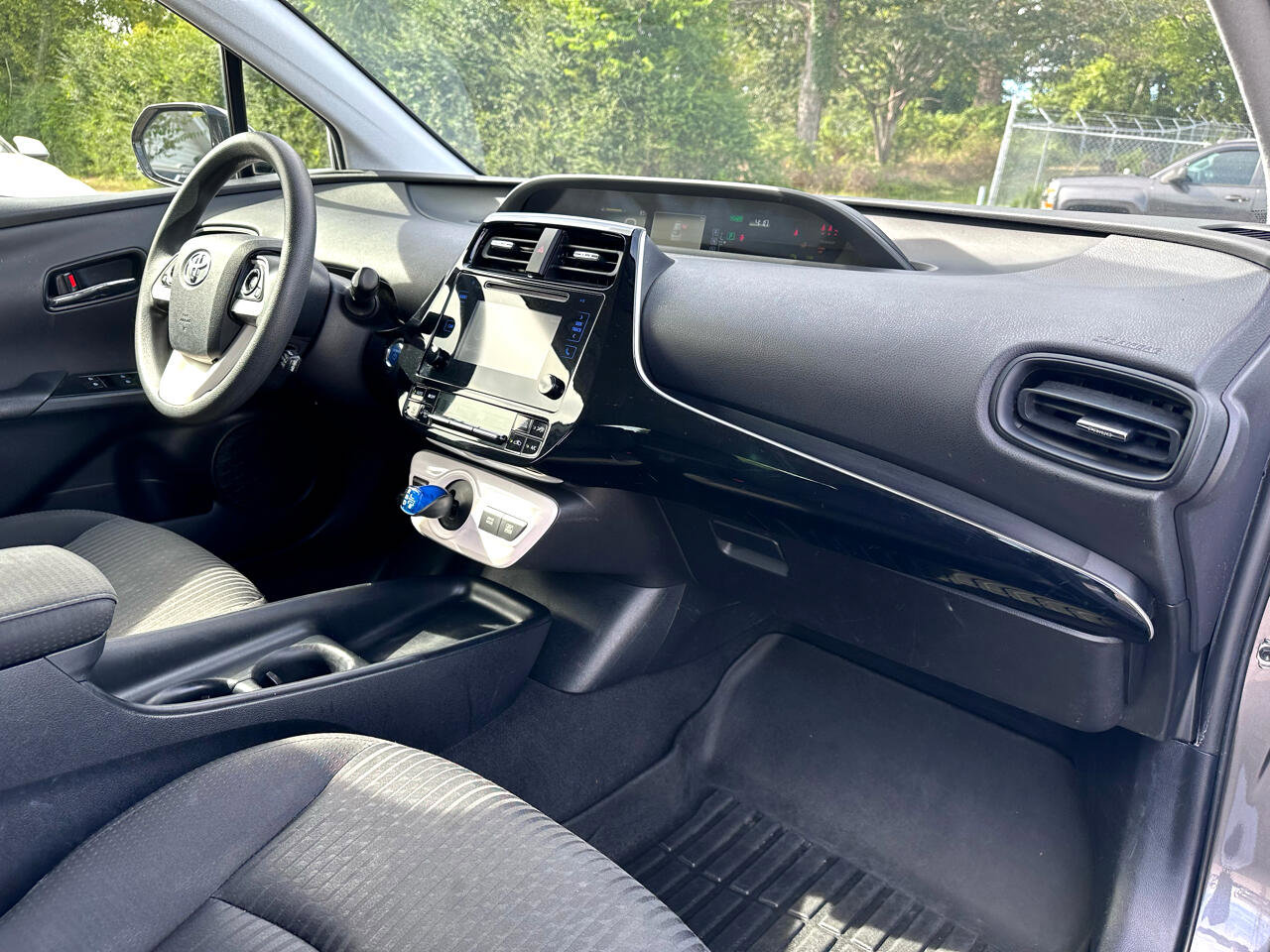 Used 2018 Toyota Prius Two image 18