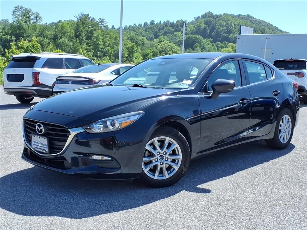 Used 2018 MAZDA MAZDA3 Sport w/ Preferred Equipment Package FWD image 2