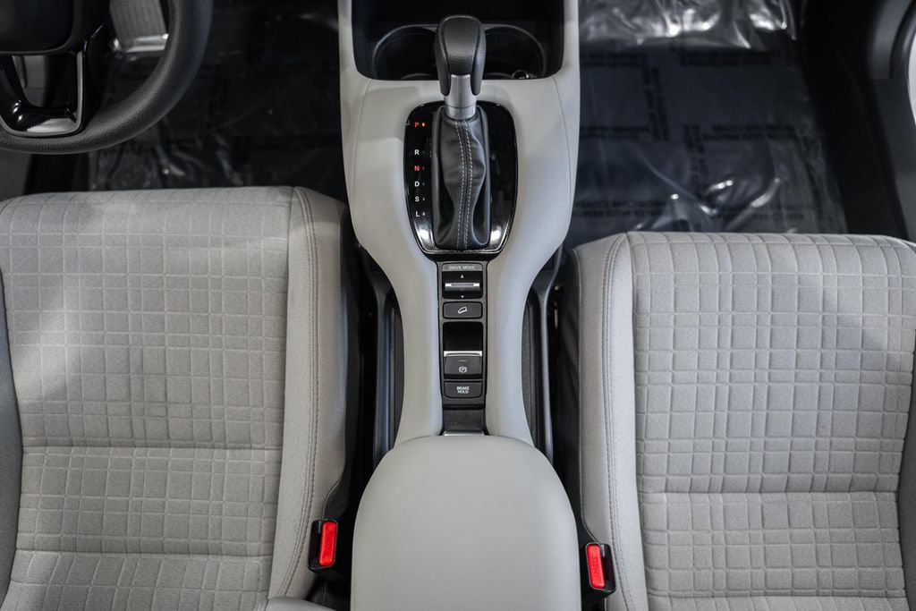 Used 2025 Honda HR-V LX image 22