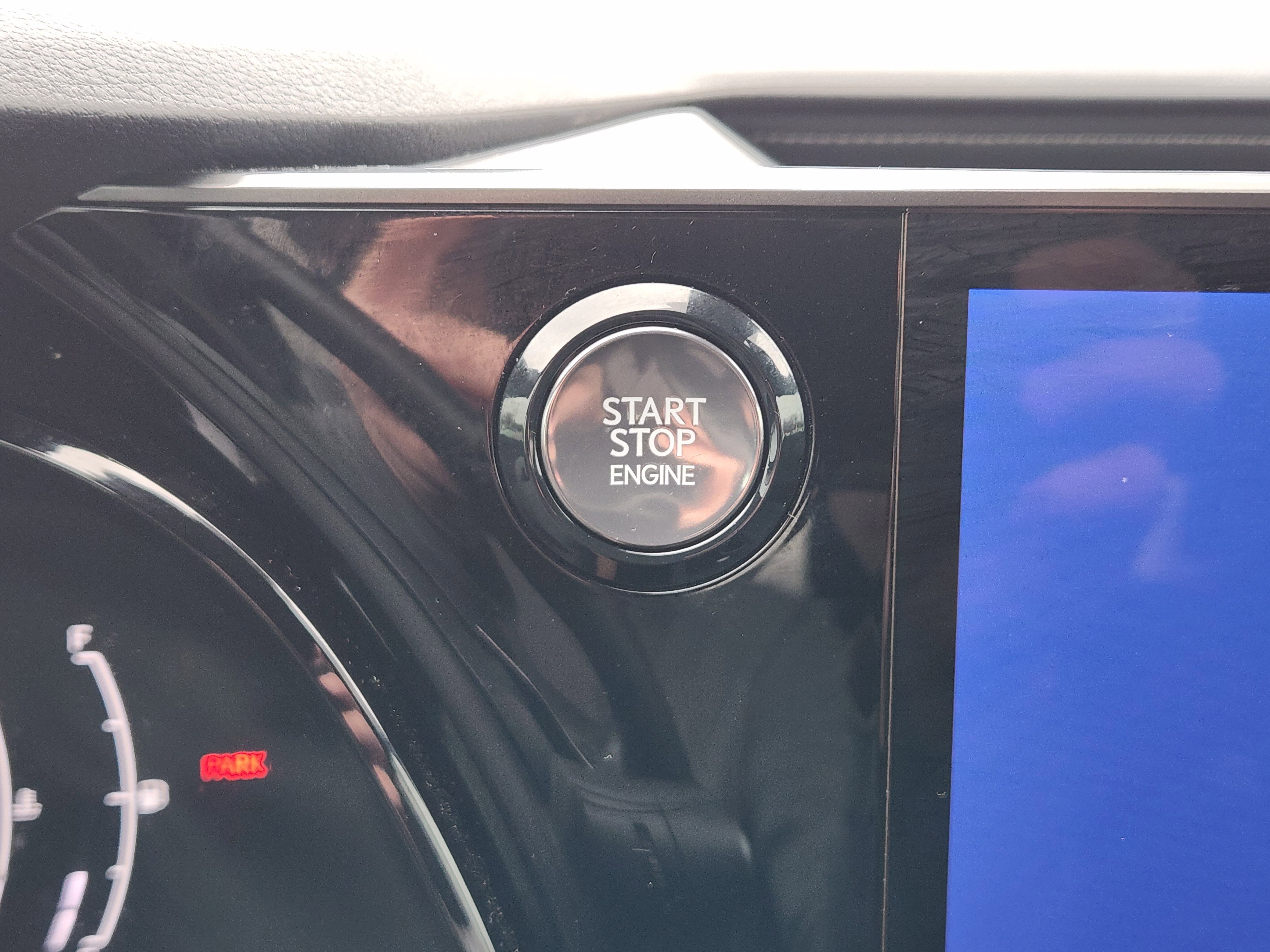 Used 2024 Lexus RX 350 Premium w/ Accessory Package (Z1) image 18