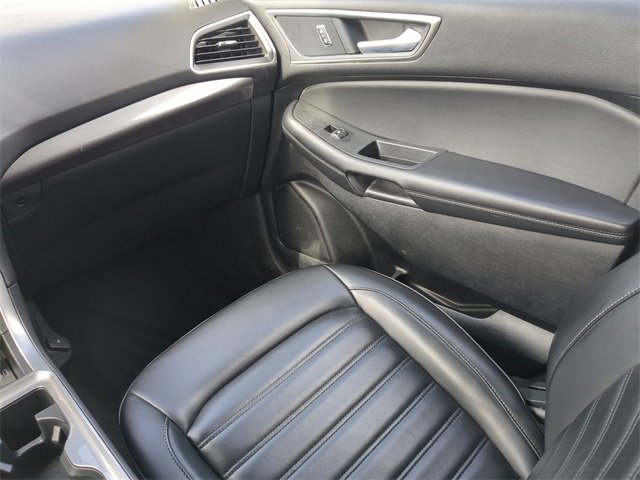 Used 2024 Ford Edge SEL image 18