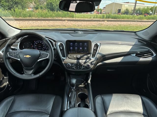 Used 2024 Chevrolet Malibu LT FWD image 12