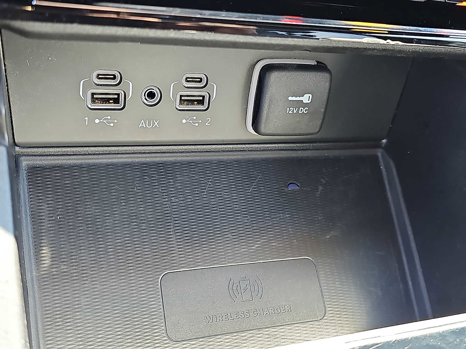 Used 2023 Jeep Grand Cherokee Altitude AWD/4WD image 23