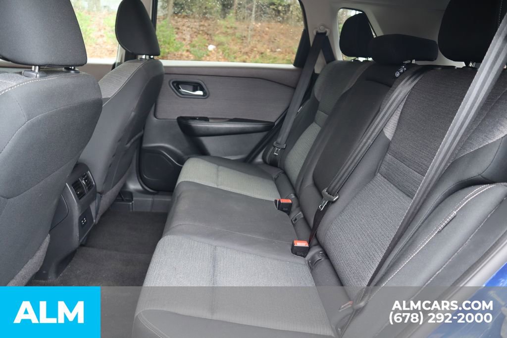 Used 2023 Nissan Rogue SV image 17