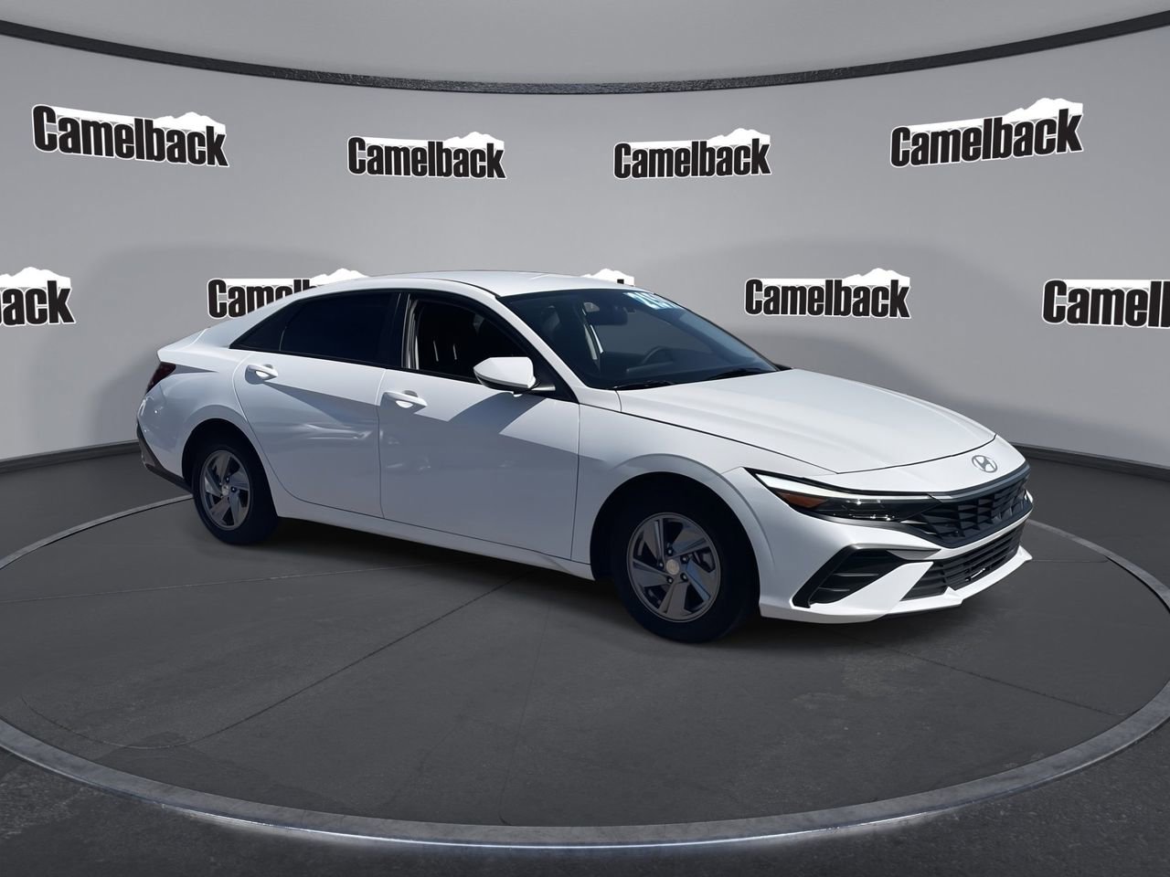 Certified 2024 Hyundai Elantra SE FWD image 1