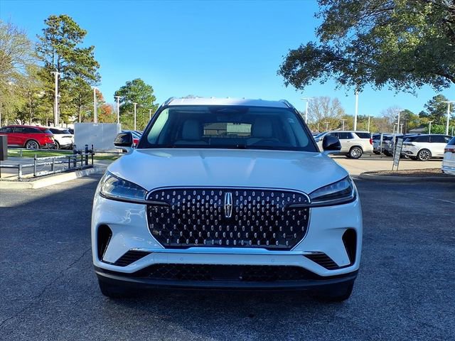 New 2026 Lincoln Aviator 2WD image 3