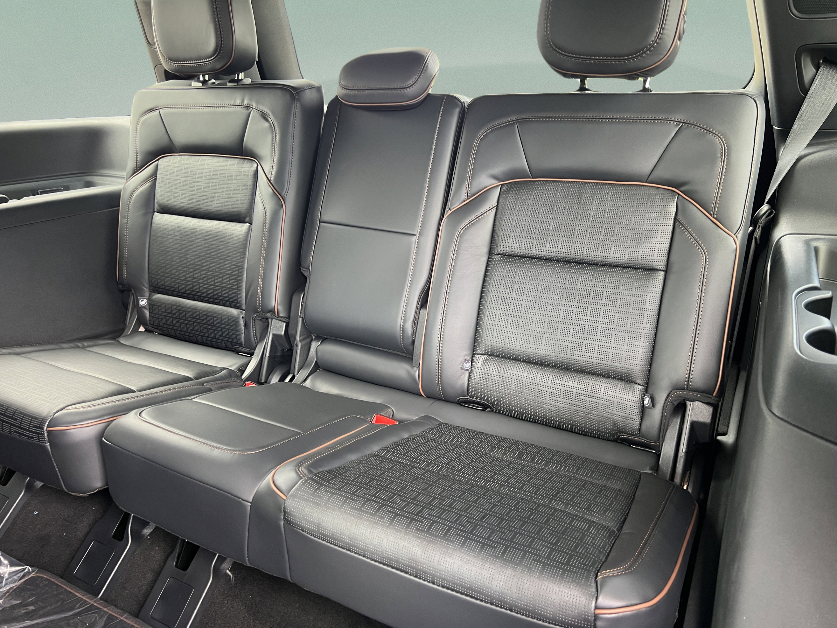 New 2026 Lincoln Navigator Black Label AWD/4WD image 23