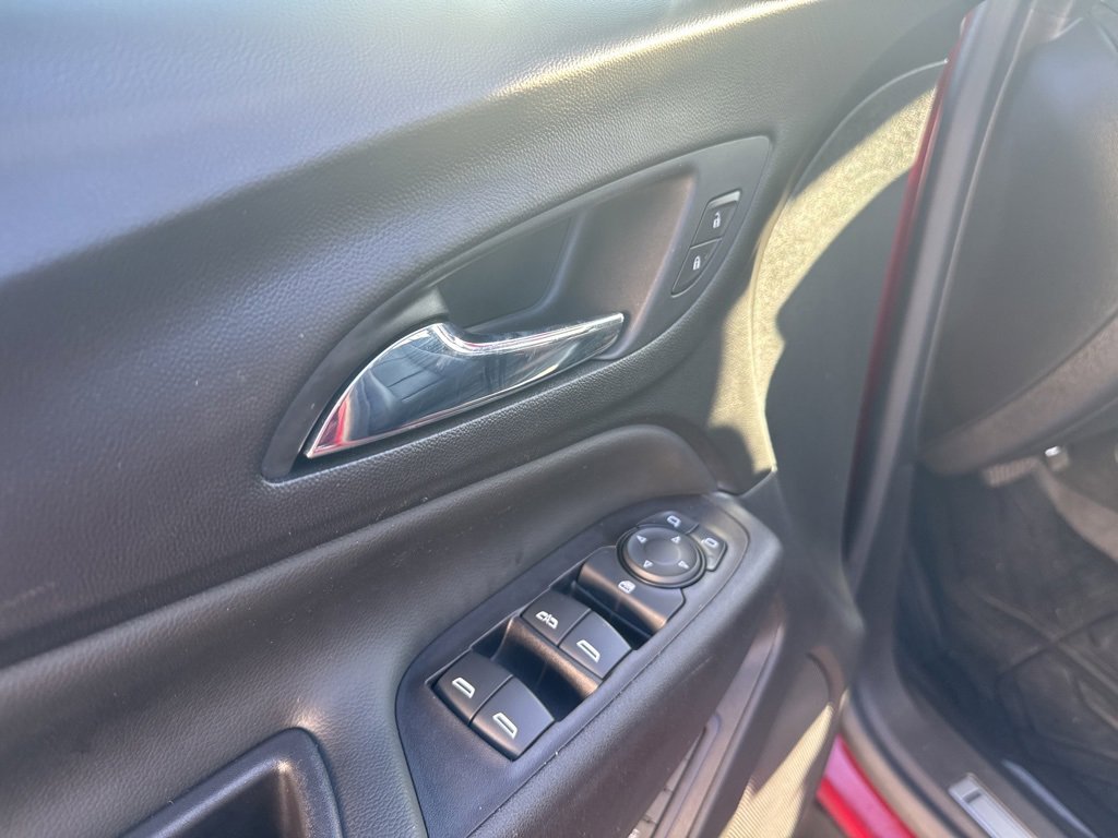 Used 2021 Chevrolet Equinox Premier image 9