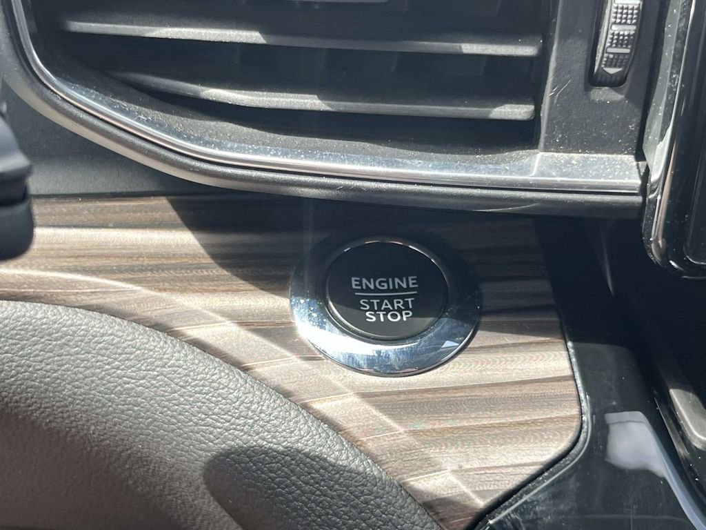 Used 2023 Ford Explorer Limited image 22