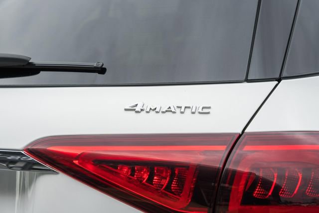 Used 2022 Mercedes-Benz GLE 350 4MATIC w/ AMG Line Exterior image 8