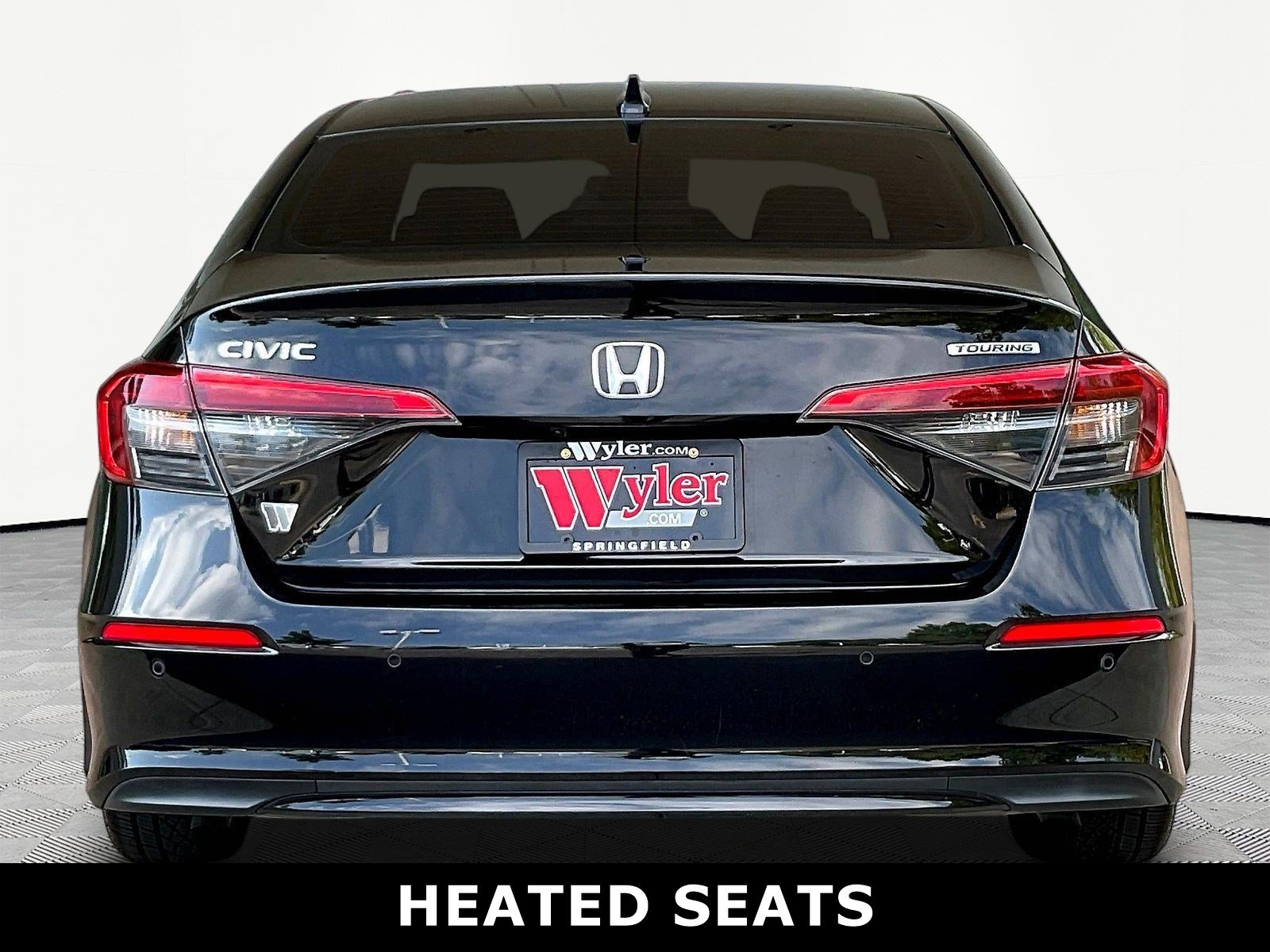 Used 2023 Honda Civic Touring image 5