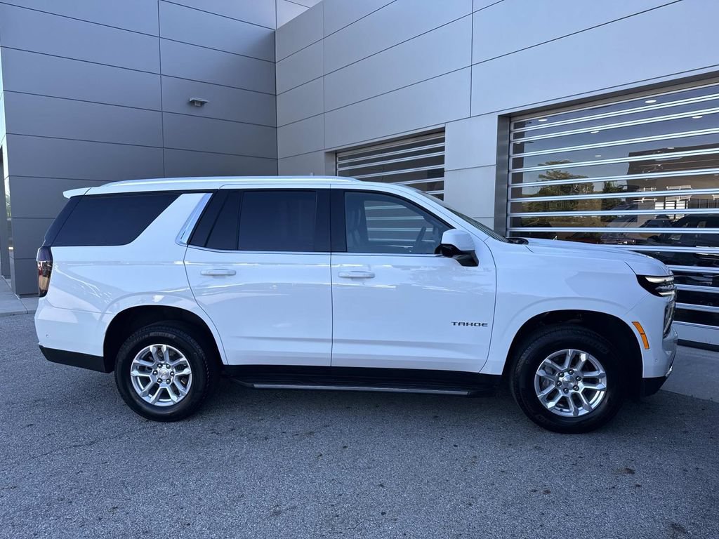Used 2025 Chevrolet Tahoe LT AWD/4WD image 8