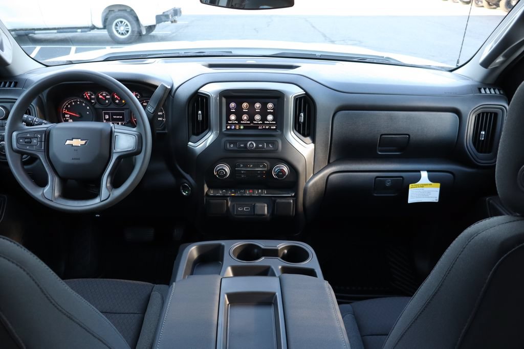 New 2026 Chevrolet Silverado 1500 Custom AWD/4WD image 16