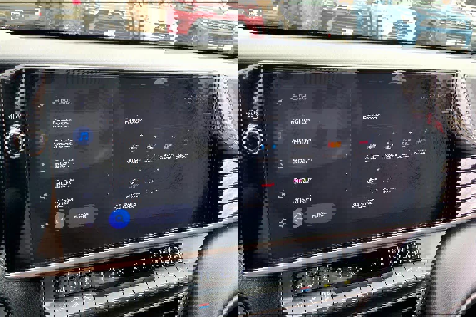 Used 2025 Toyota Camry XSE image 31