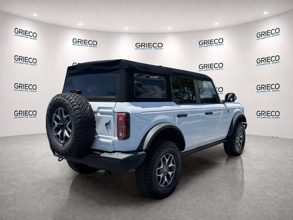 Used 2024 Ford Bronco Badlands AWD/4WD image 6