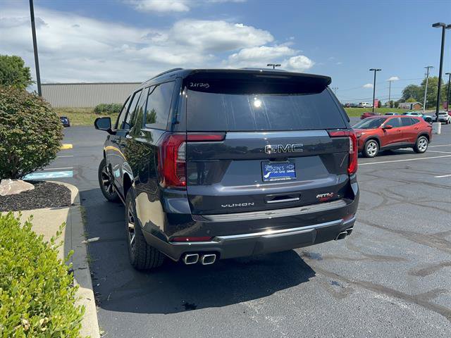 New 2026 GMC Yukon AT4 w/ AT4 Premium Plus Package AWD/4WD image 5