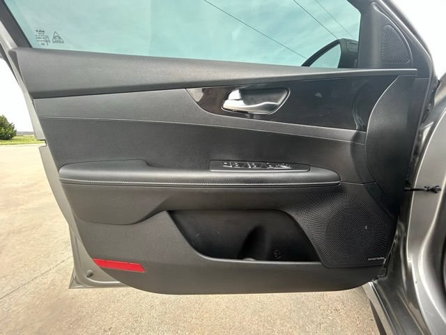 Used 2022 Kia Forte GT-Line w/ GT-Line Premium Package FWD image 22