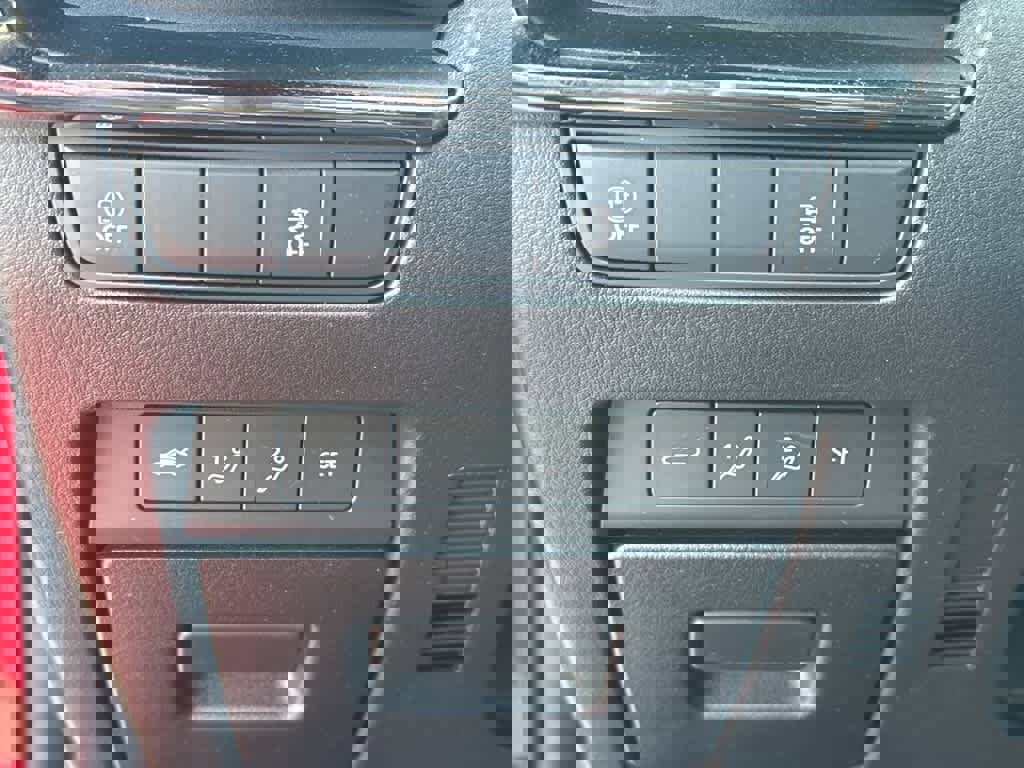 Used 2023 MAZDA MAZDA3 s image 18