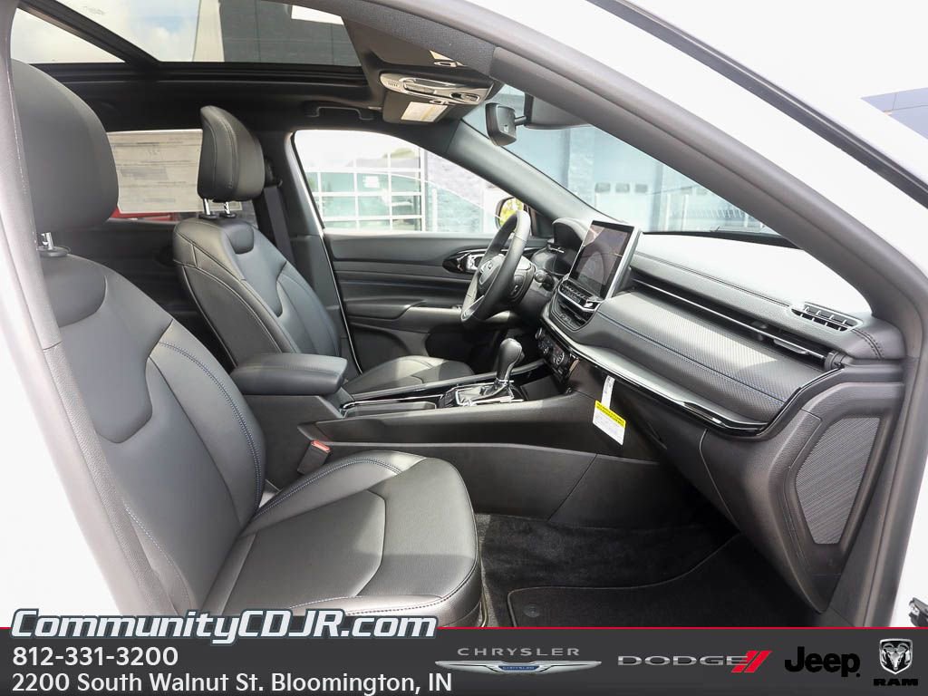 New 2025 Jeep Compass Limited w/ High Altitude Package image 19