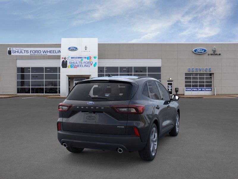 New 2026 Ford Escape ST-Line w/ Tech Pack #1 AWD/4WD image 9