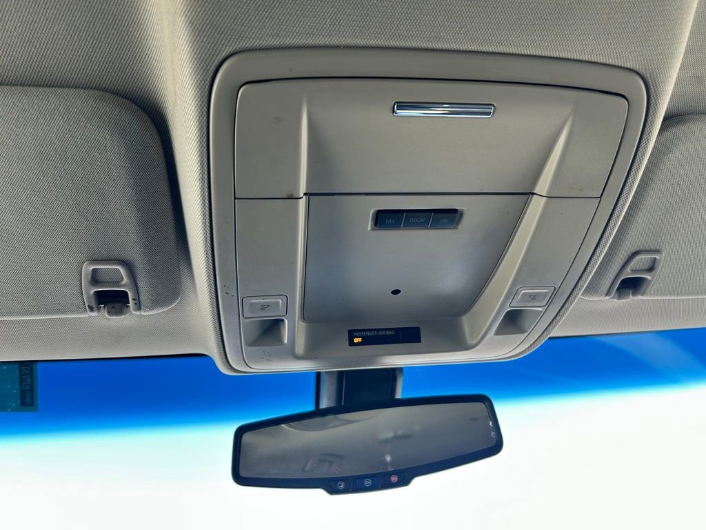 Used 2016 Chevrolet Suburban LS image 15