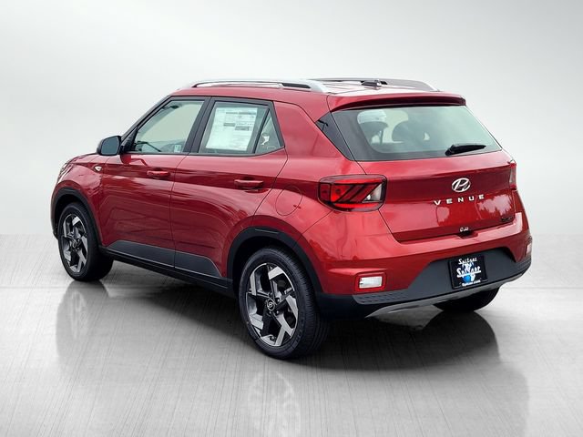 New 2025 Hyundai Venue SEL FWD image 8
