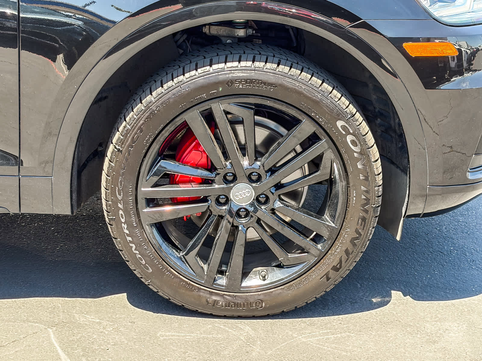 Used 2018 Audi Q5 2.0T Premium Plus w/ Premium Plus Package AWD/4WD image 9