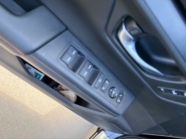Used 2025 Honda CR-V Sport-L image 11