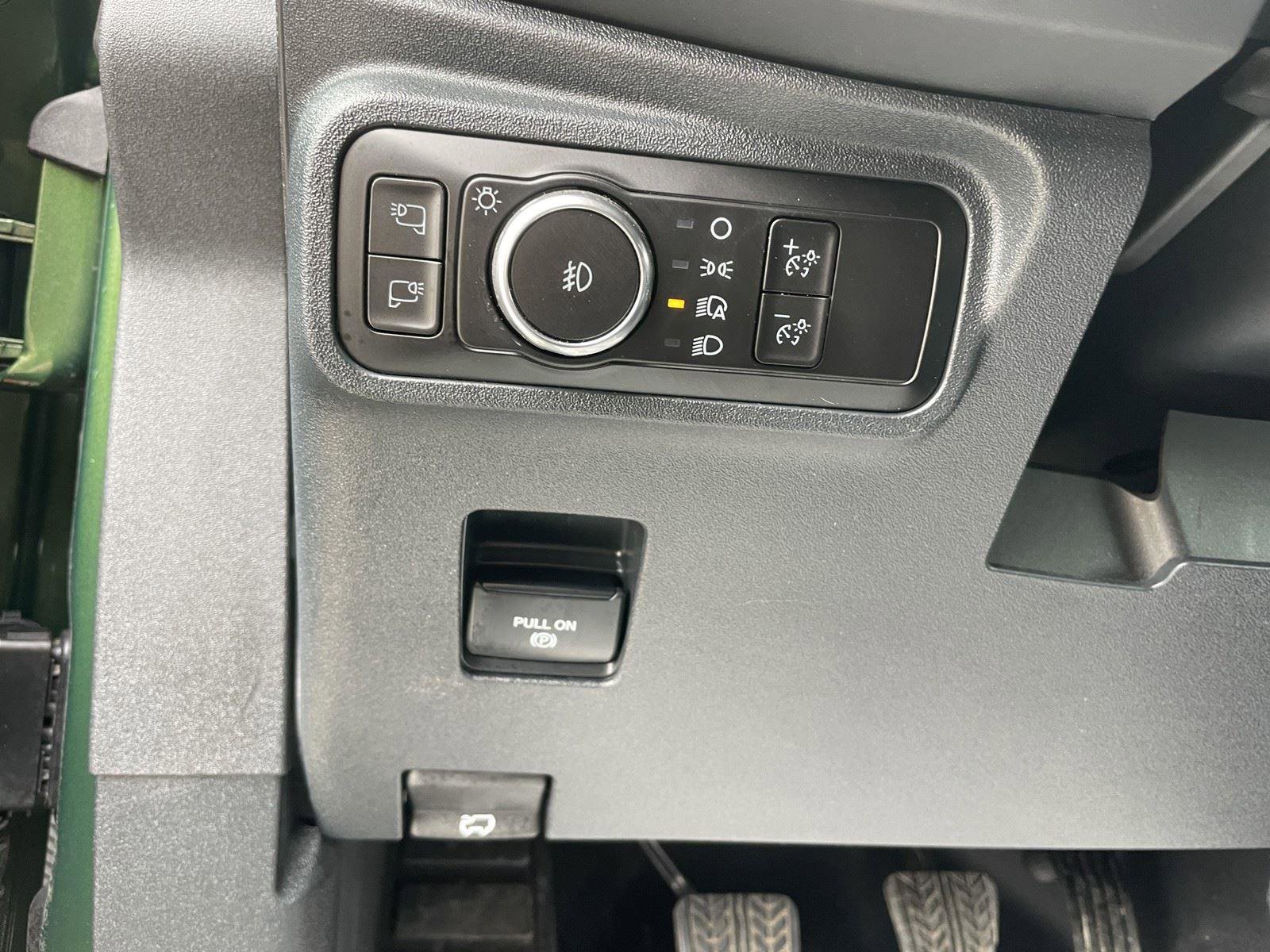 Used 2025 Ford Bronco Badlands w/ Sasquatch Package image 17