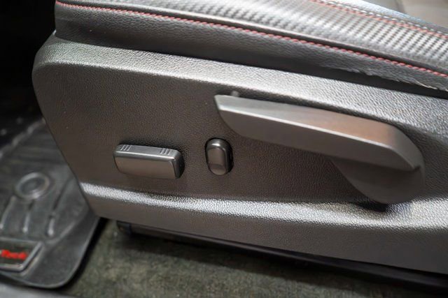 Used 2018 GMC Canyon All Terrain w/ Trailering Package AWD/4WD image 16