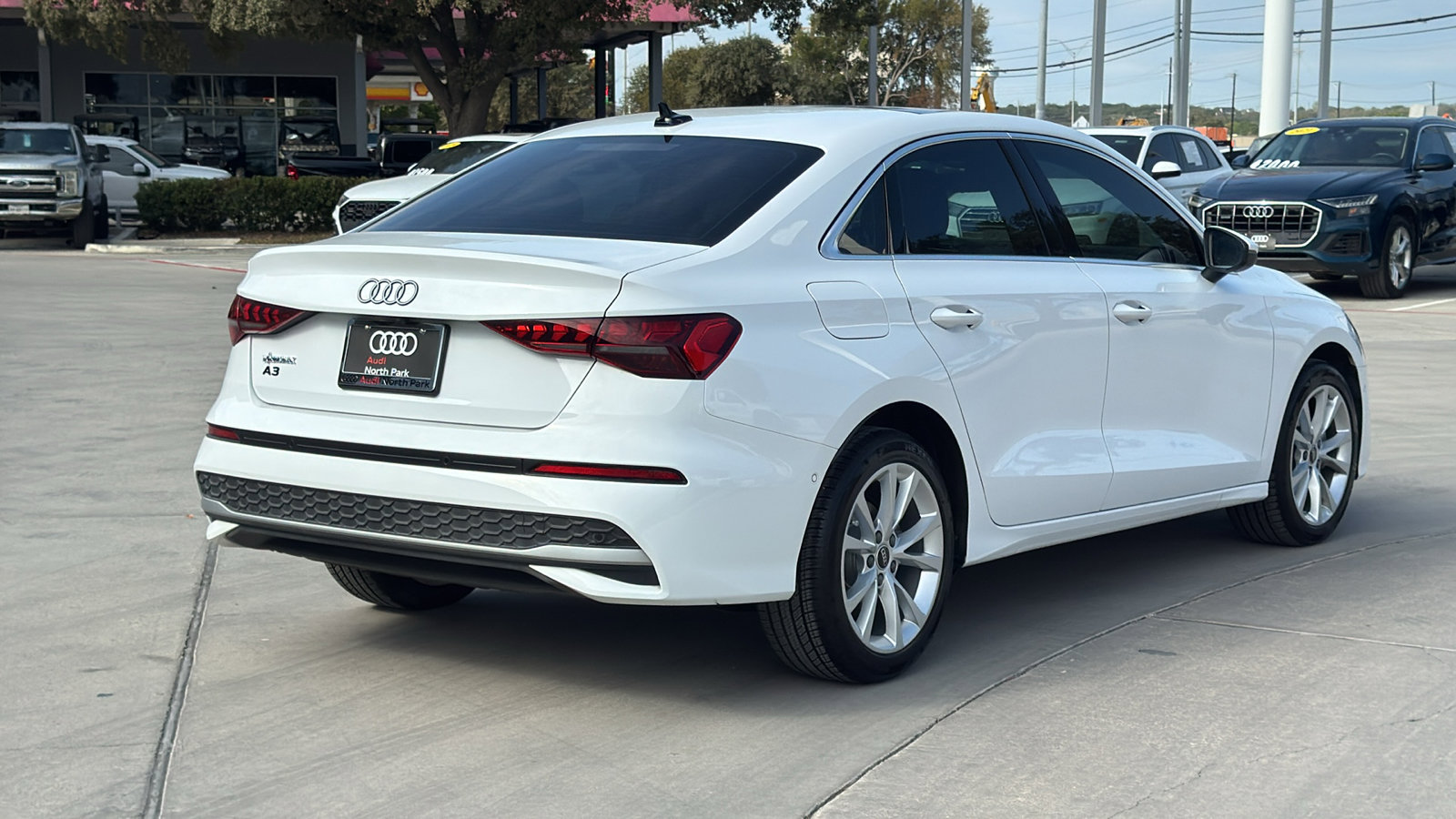 Used 2025 Audi A3 2.0T Premium image 7