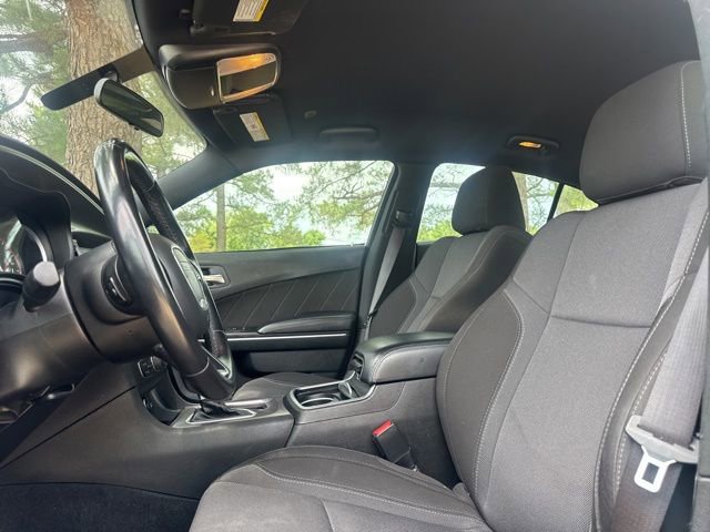 Used 2022 Dodge Charger SXT RWD image 29