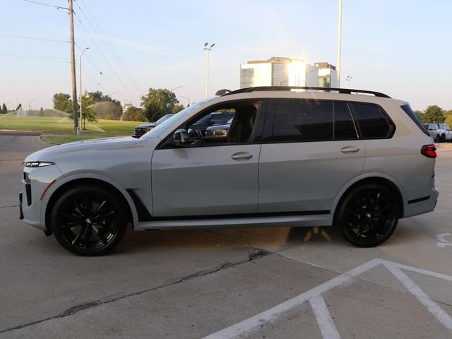 Used 2023 BMW X7 M60i w/ Executive Package AWD/4WD image 4