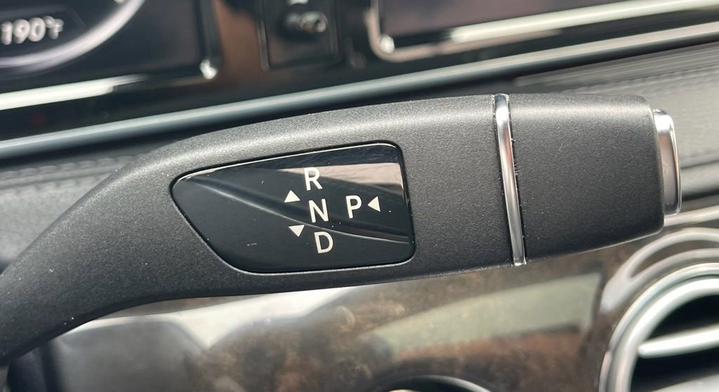 Used 2015 Mercedes-Benz S 550 Sedan image 28