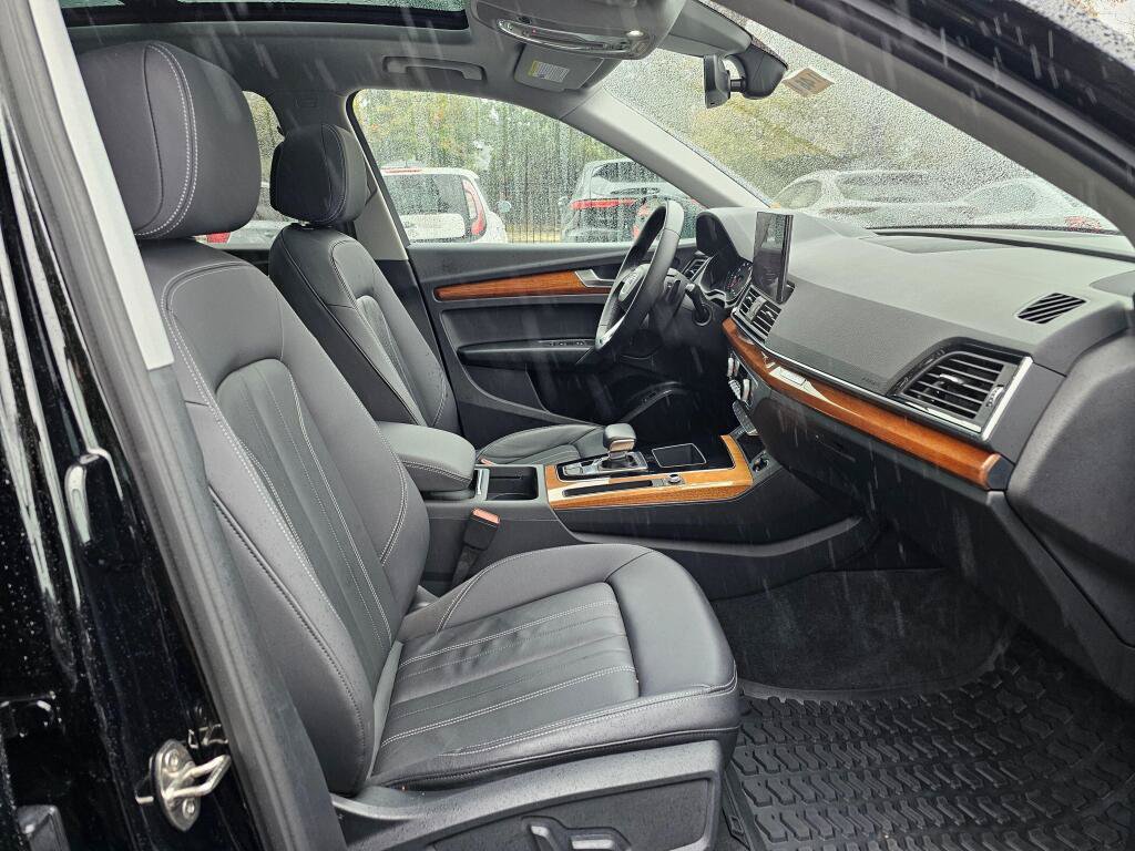 Used 2021 Audi Q5 2.0T Premium AWD/4WD image 11