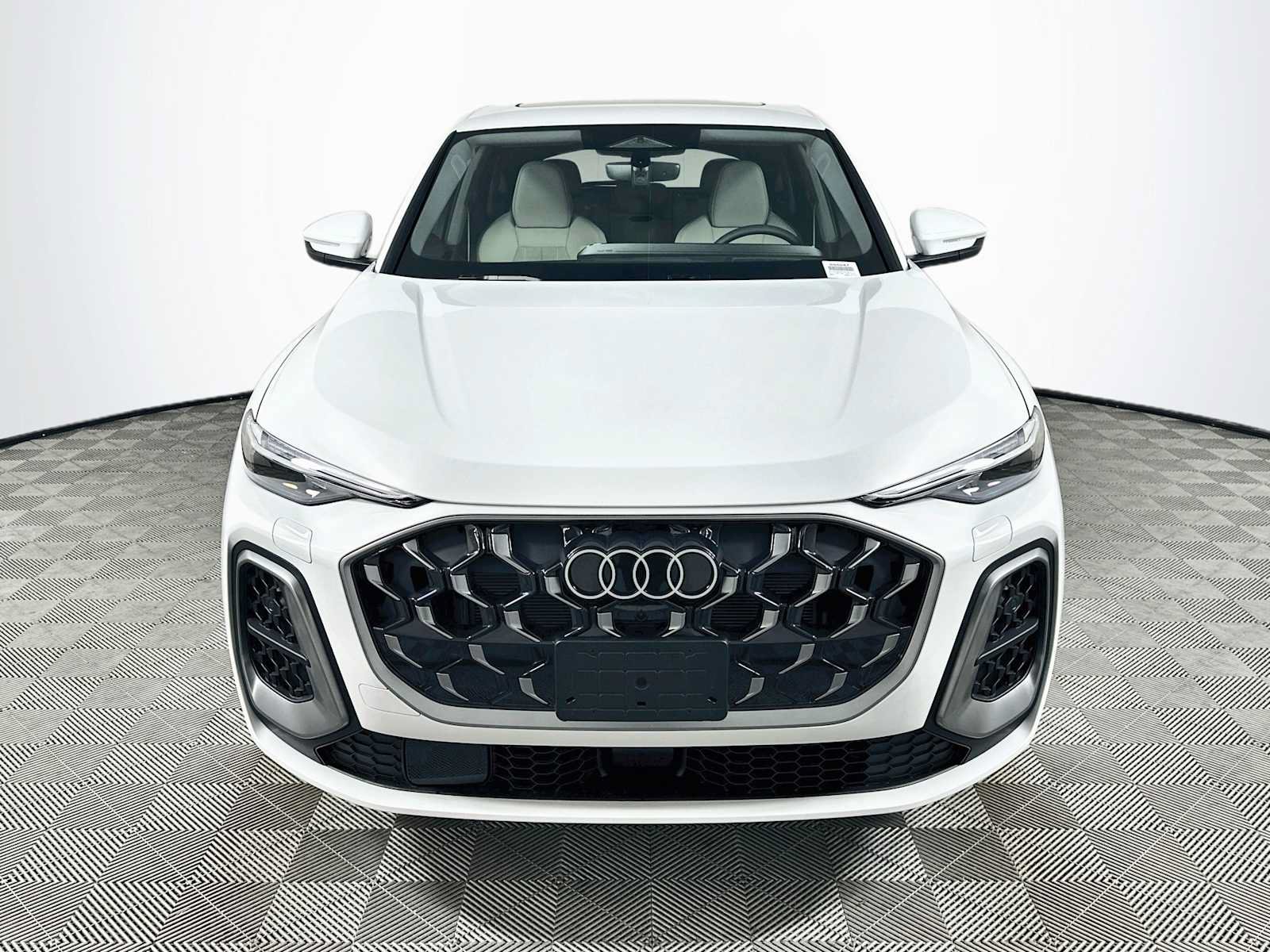 New 2026 Audi Q5 Premium Plus AWD/4WD image 2