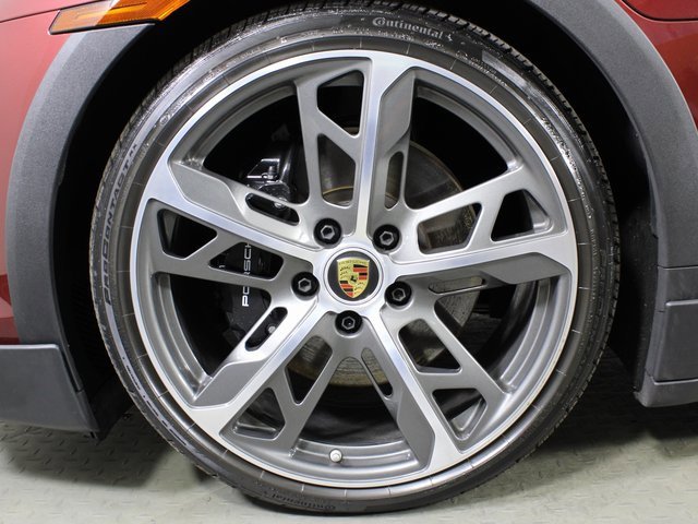 Used 2023 Porsche Taycan 4S image 12