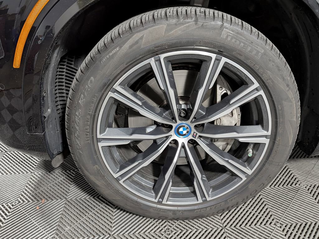 Certified 2023 BMW X5 xDrive45e w/ M Sport Package AWD/4WD image 55