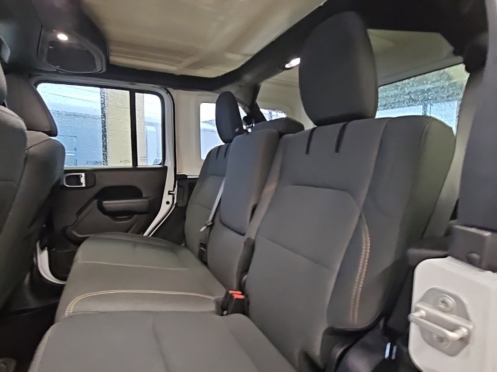 Used 2025 Jeep Wrangler Willys 4xe image 13