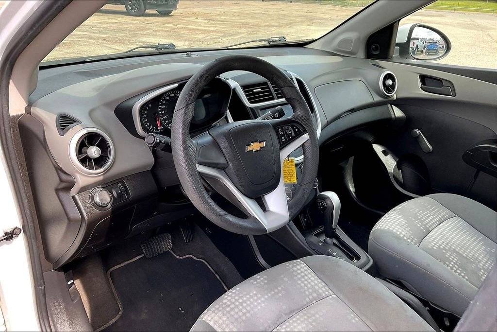 Used 2018 Chevrolet Sonic LS image 14