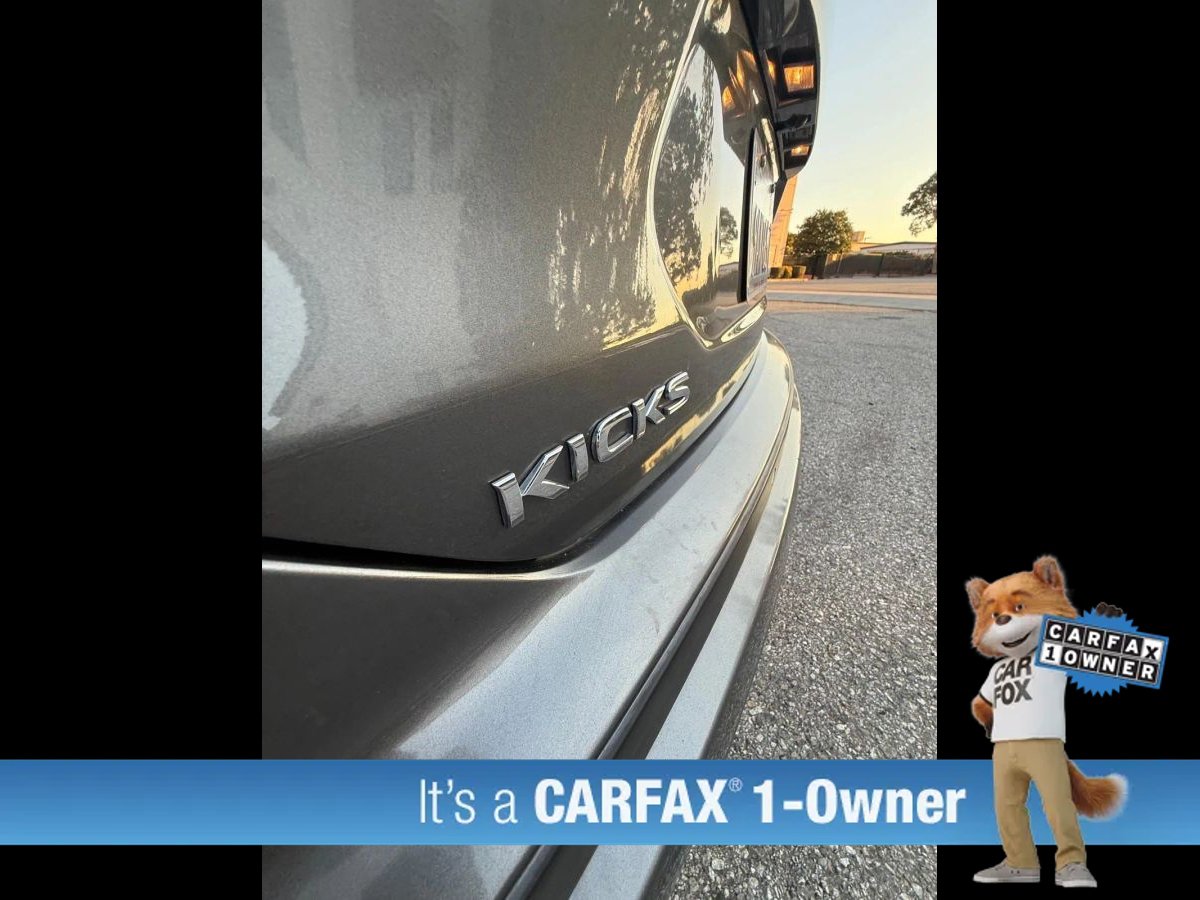 Used 2022 Nissan Kicks S FWD image 14